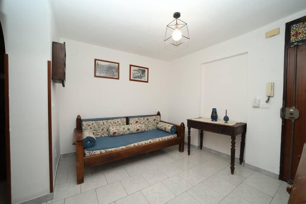 Apartamento Colonna House Casa Tra La Zisa E La Cattedrale Palermo Exterior foto