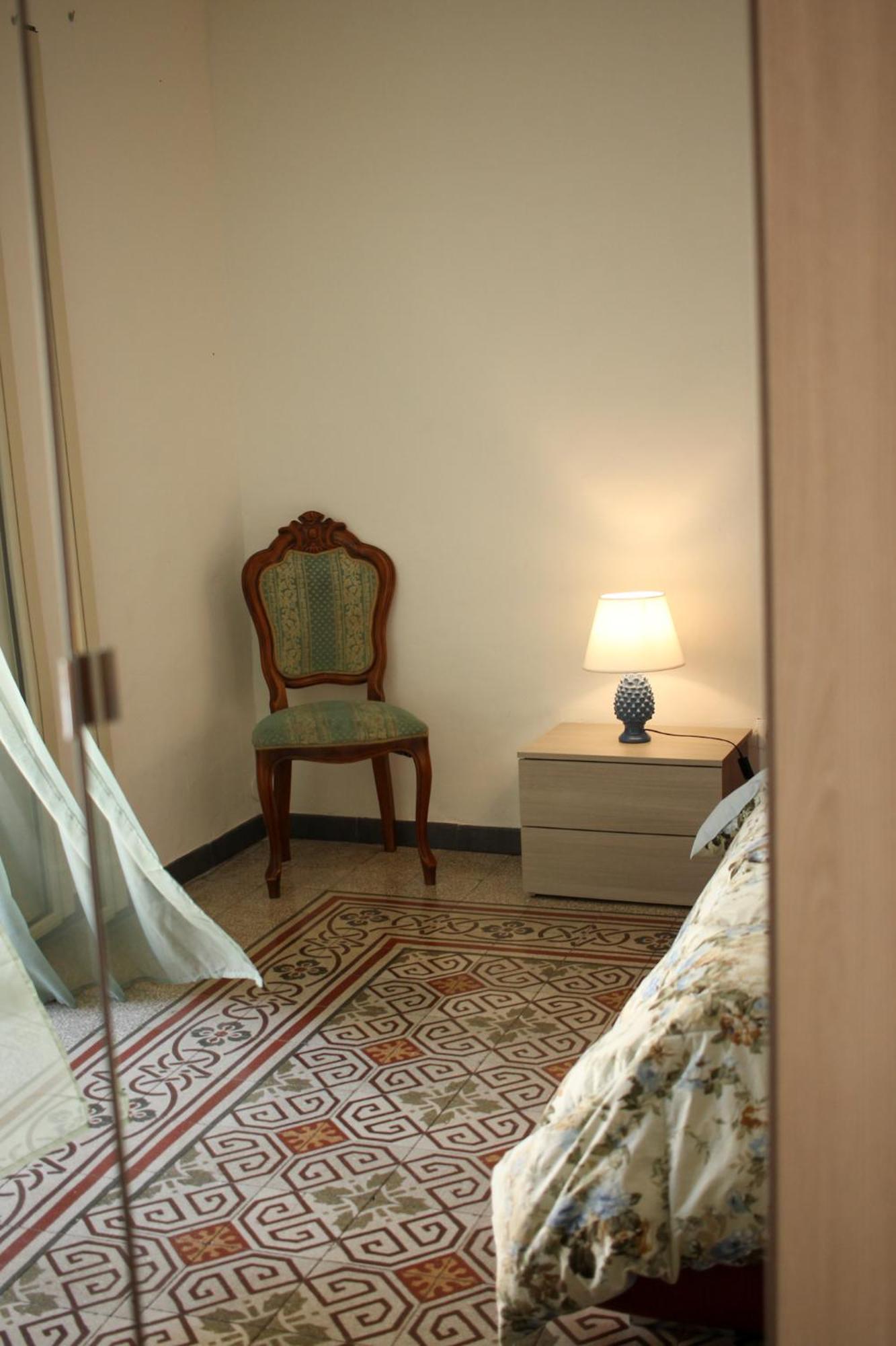 Apartamento Colonna House Casa Tra La Zisa E La Cattedrale Palermo Exterior foto