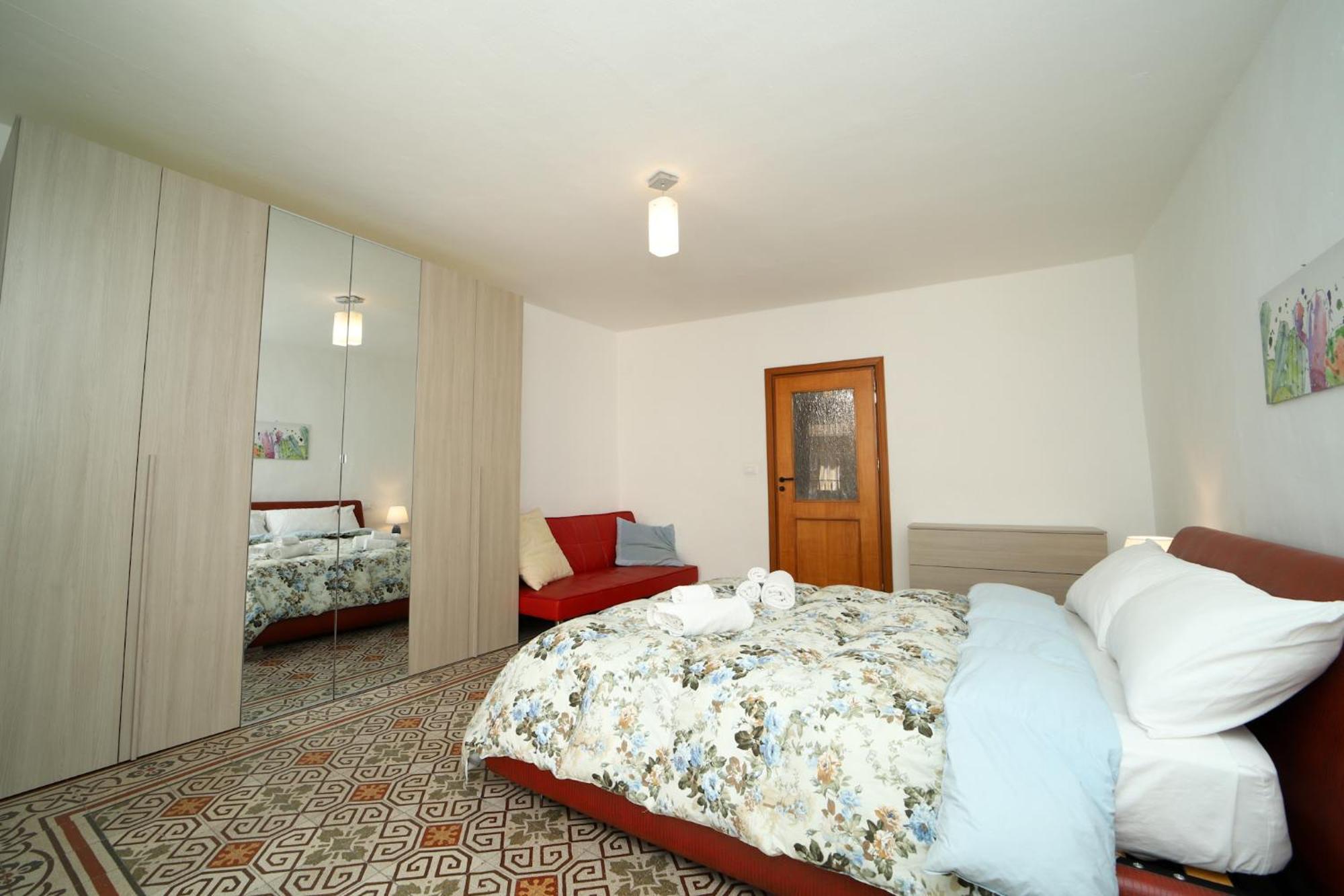 Apartamento Colonna House Casa Tra La Zisa E La Cattedrale Palermo Exterior foto