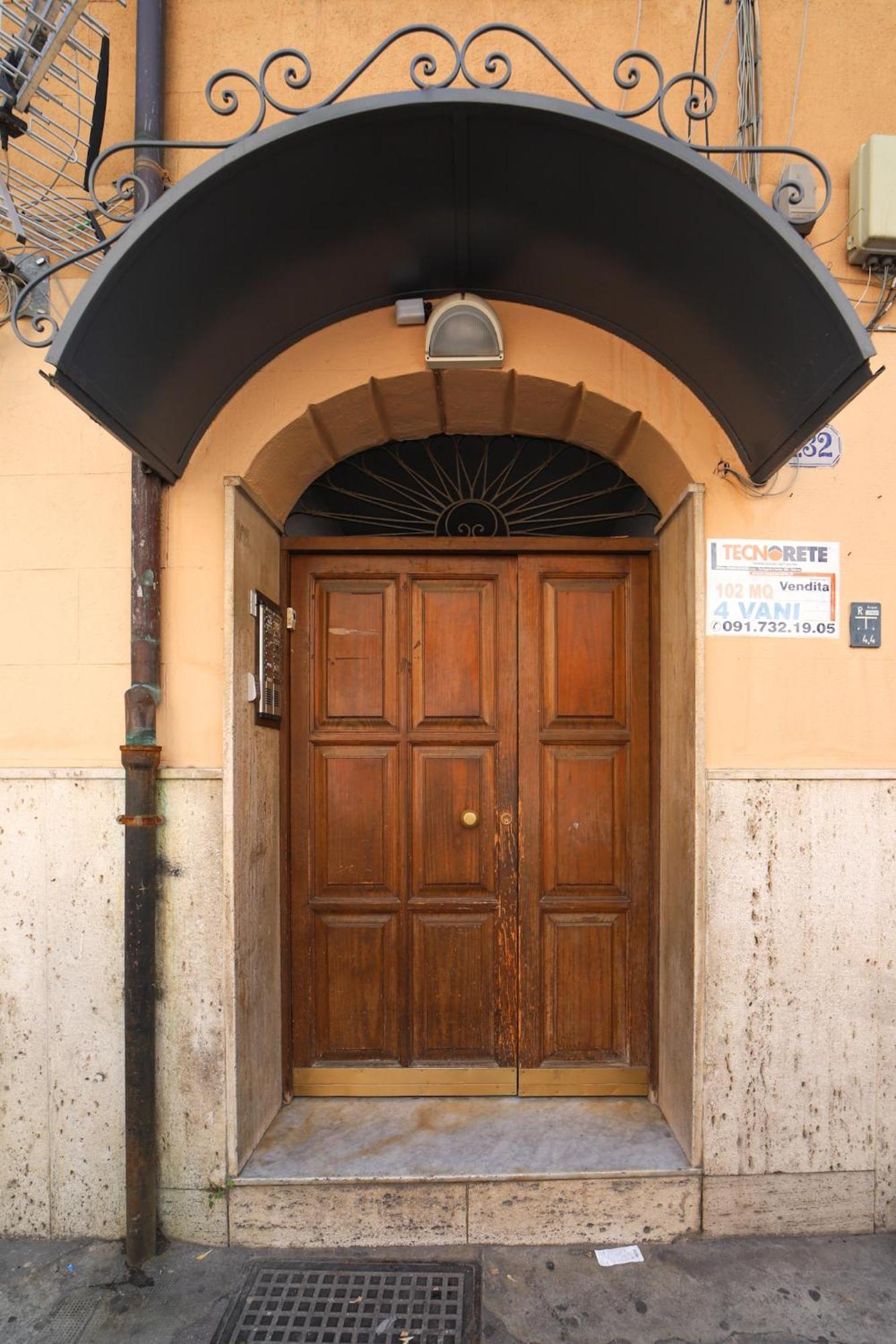 Apartamento Colonna House Casa Tra La Zisa E La Cattedrale Palermo Exterior foto
